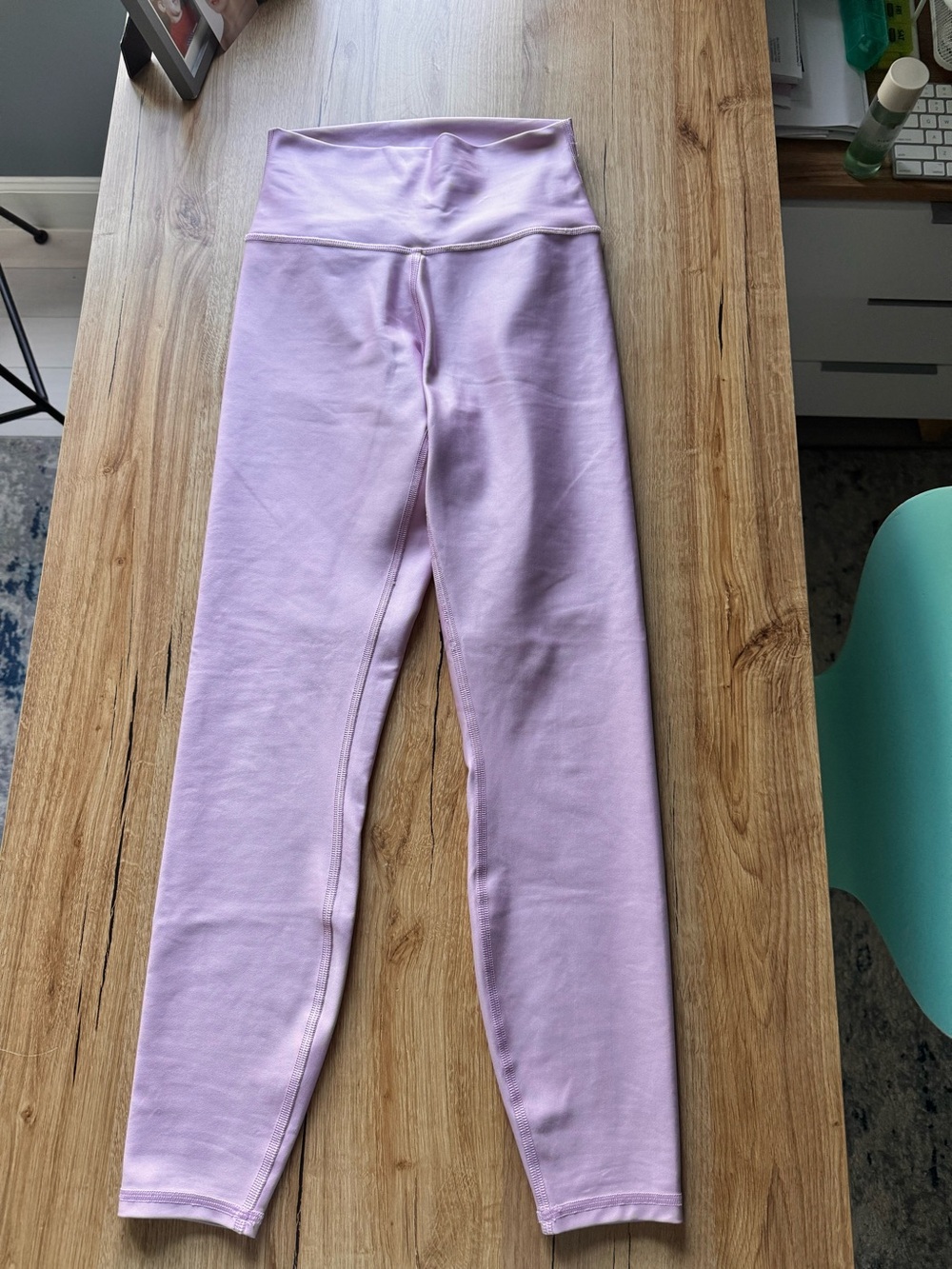 Alo leggings 7/8 high waist in sugar plum pink size xs